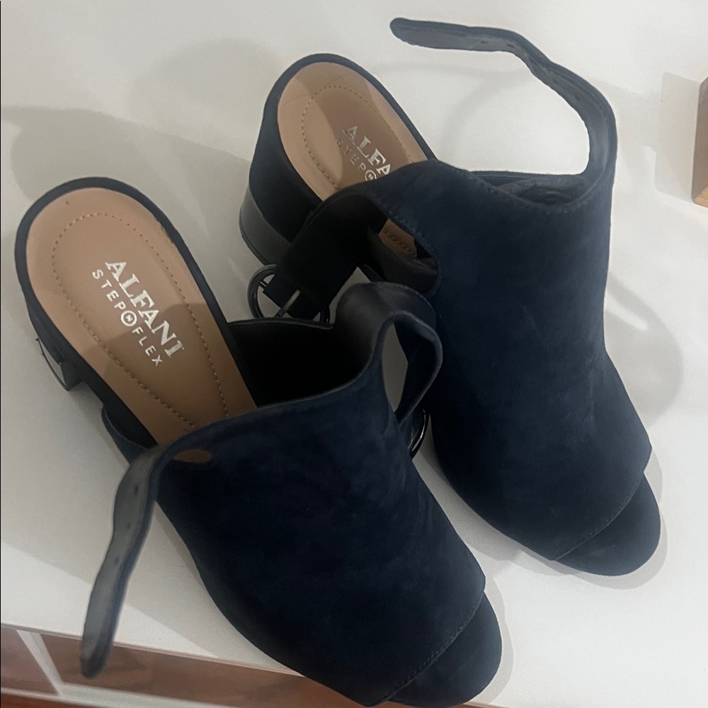 Alfani Women's swade Navy Open-Toe Mules